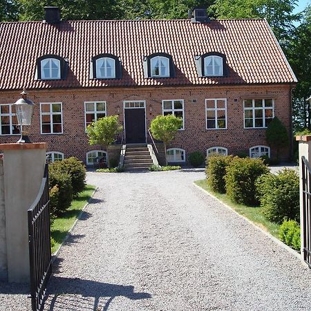 Bed and Breakfast Saebyholms Gard Лахольм Экстерьер фото
